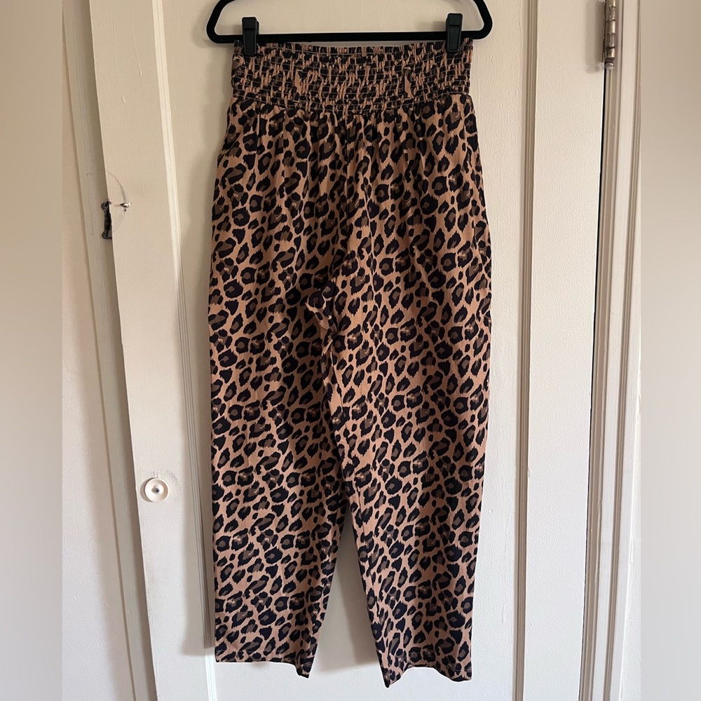 Lucy & Yak leopard print pants NWT